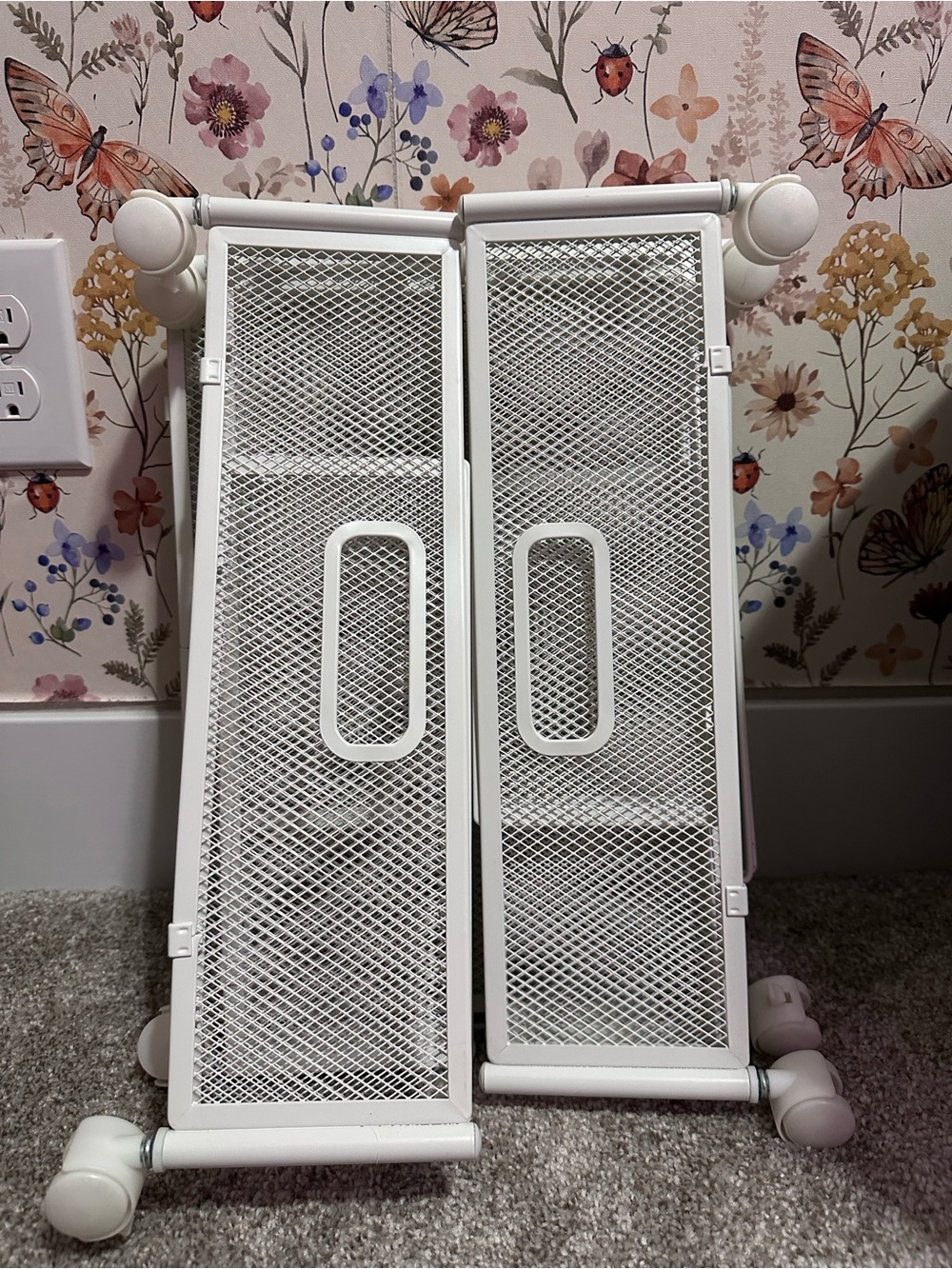 White Mesh Rolling Under-bed Storage Organizer